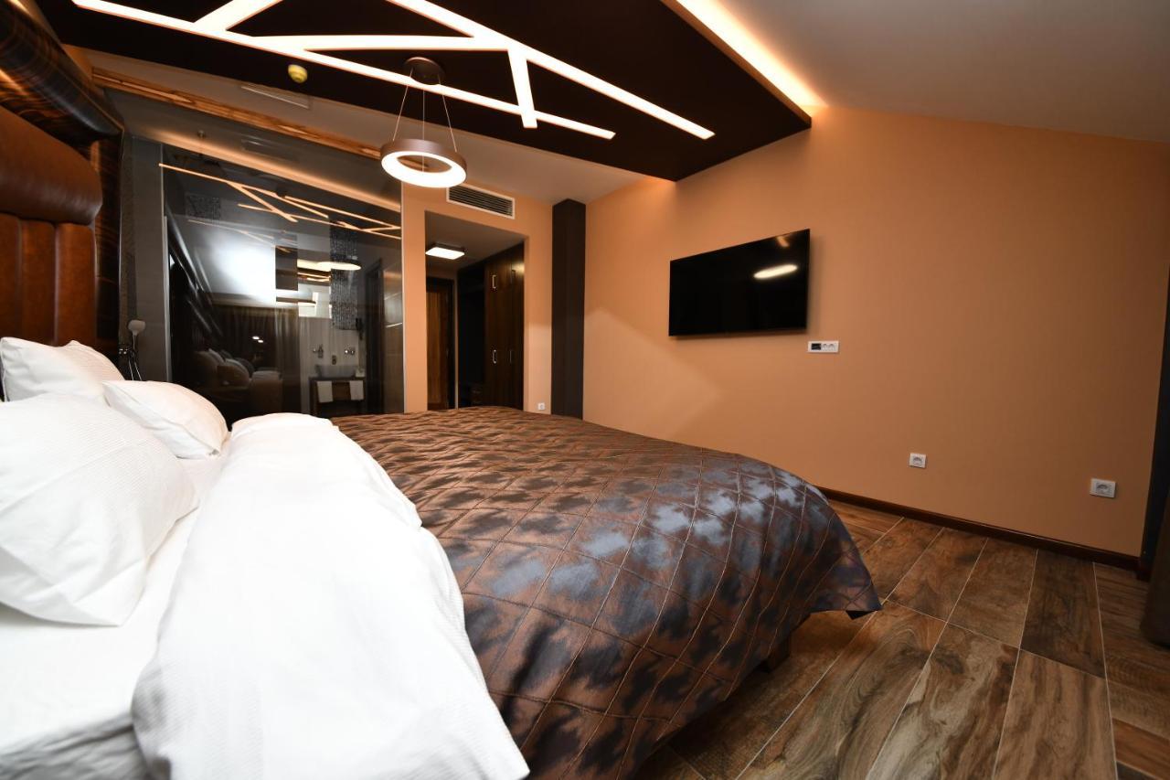 Hotel Havana 로즈니차 외부 사진