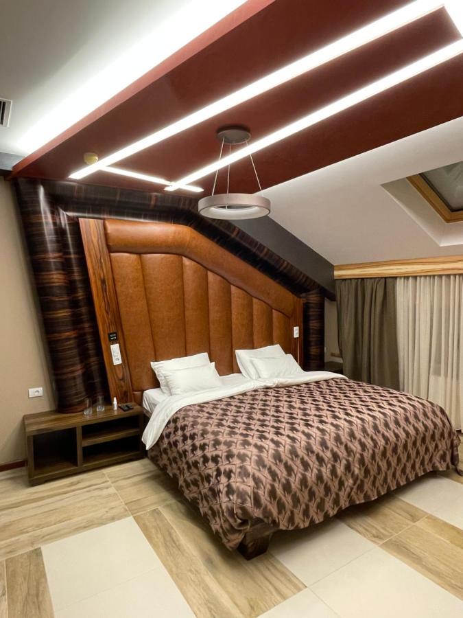 Hotel Havana 로즈니차 외부 사진