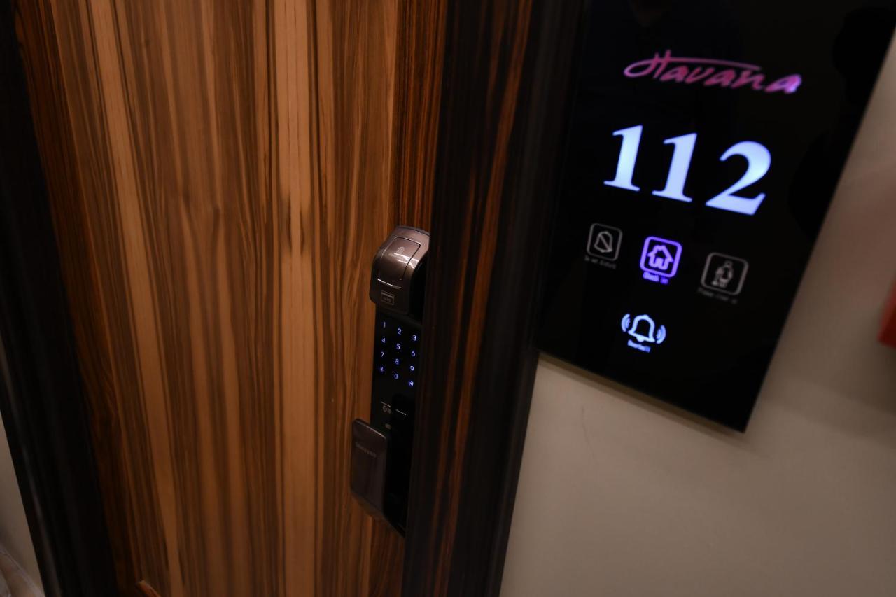 Hotel Havana 로즈니차 외부 사진