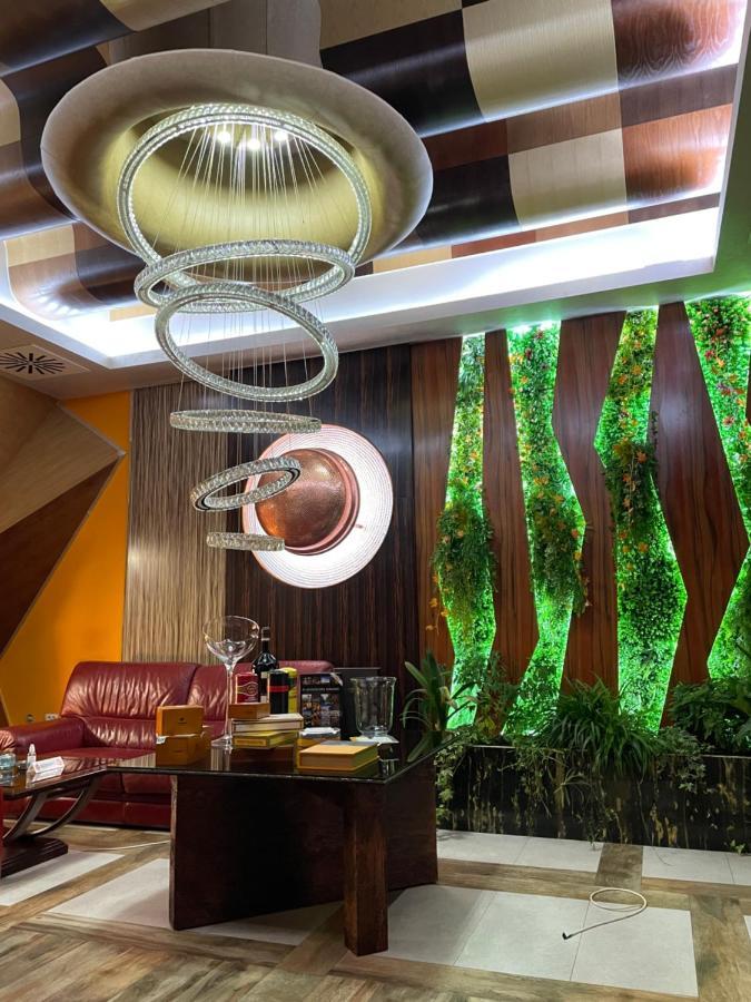 Hotel Havana 로즈니차 외부 사진