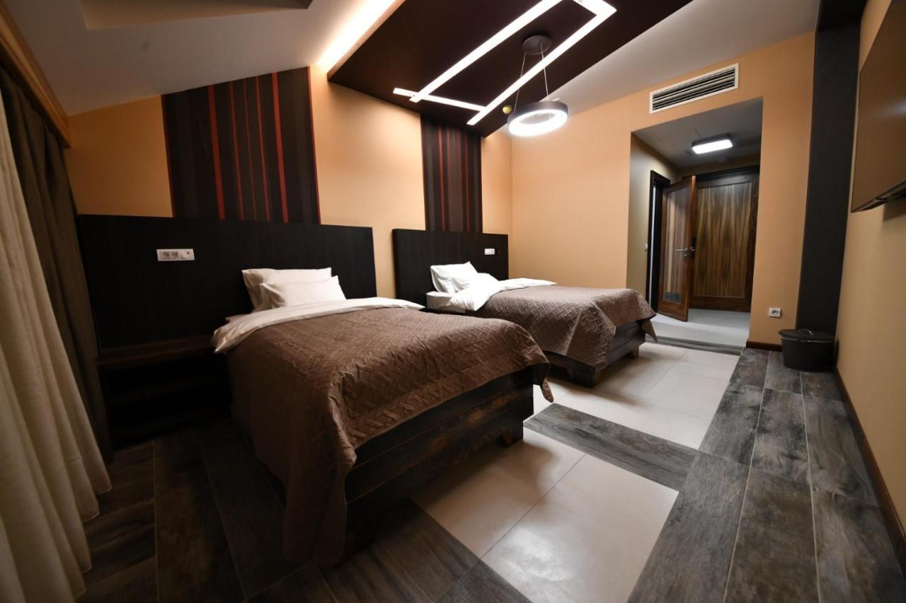 Hotel Havana 로즈니차 외부 사진