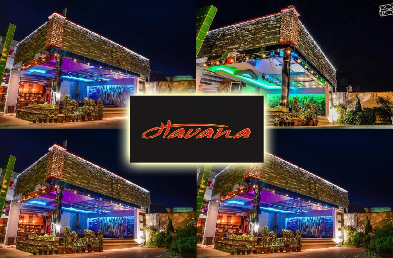 Hotel Havana 로즈니차 외부 사진