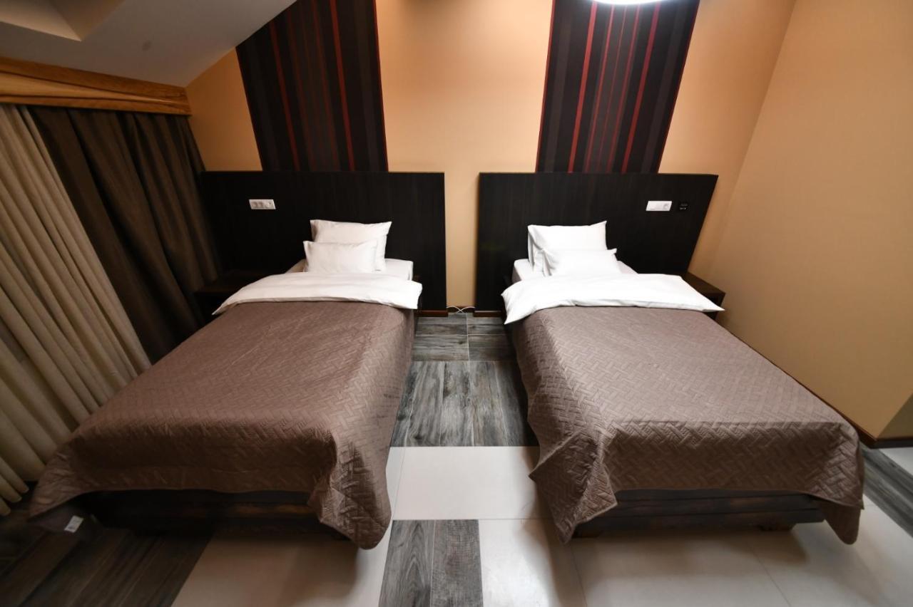 Hotel Havana 로즈니차 외부 사진